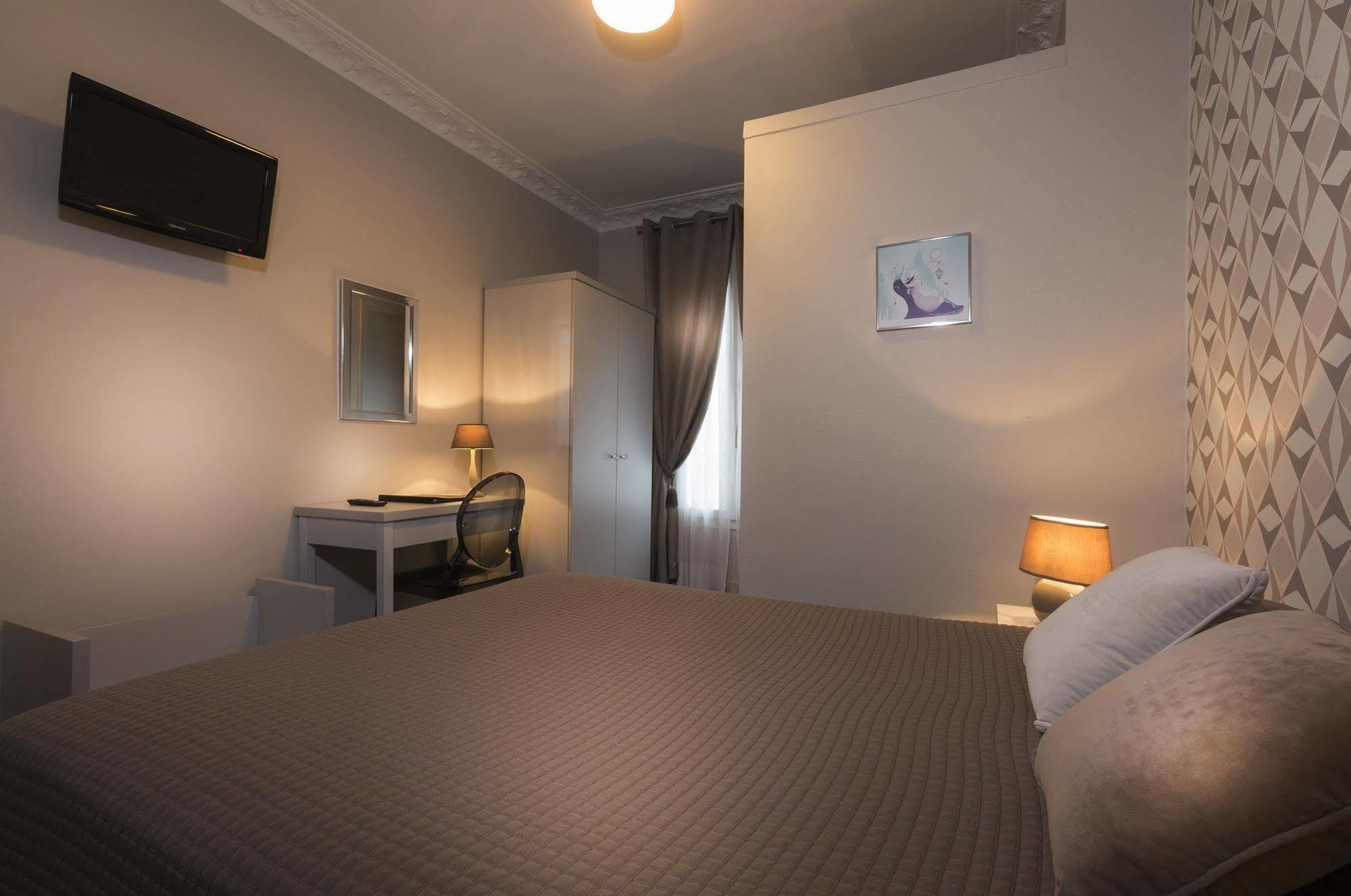 Hotel Donjon Венсенн Екстер'єр фото